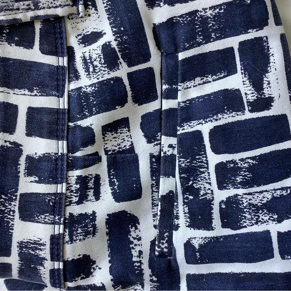 NWOT🫐 The Limited Women's Tailored Shorts - Picture 6 of 14